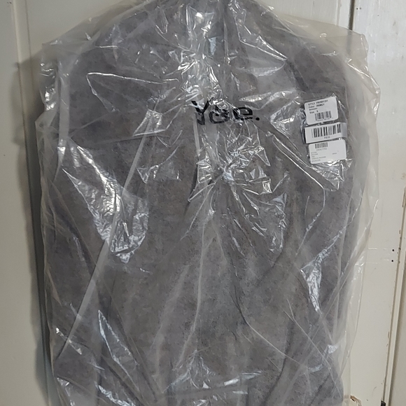 Vince Mahogany Wool Trench Coat - Picture 7 of 9